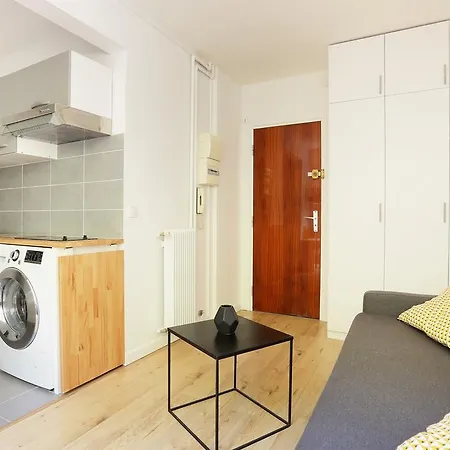 Apartment Studio Arc De Triomphe / Av Kleber / 16e Paris